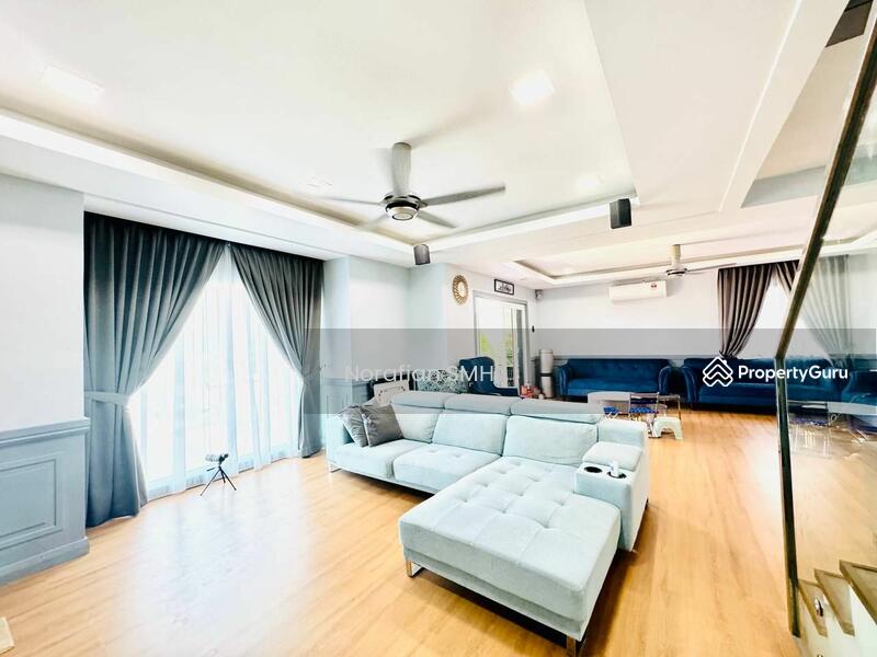 For Sale - 2.5 Storey Terrace Semi-D at Ukay Perdana De Puncak Ukay