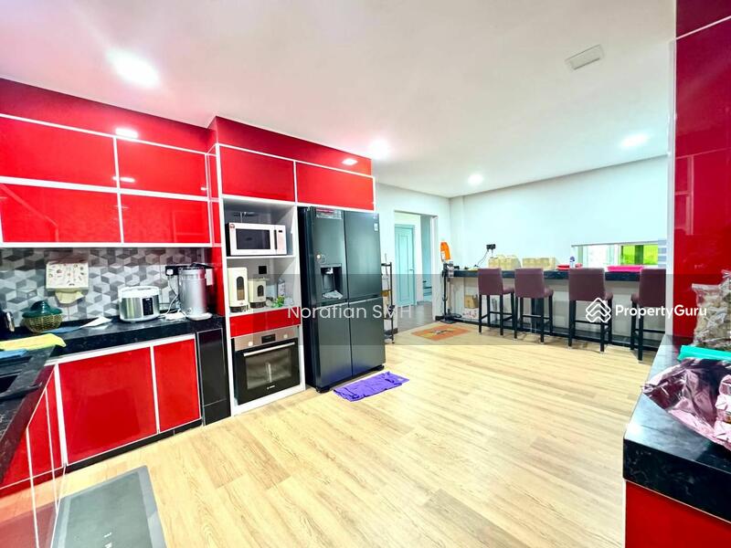 For Sale - 2.5 Storey Terrace Semi-D at Ukay Perdana De Puncak Ukay