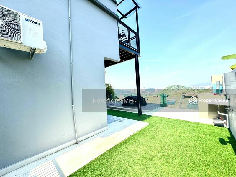 For Sale - 2.5 Storey Terrace Semi-D at Ukay Perdana De Puncak Ukay