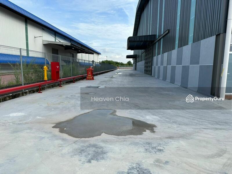 For Rent - Semi-D factory at Seksyen 25