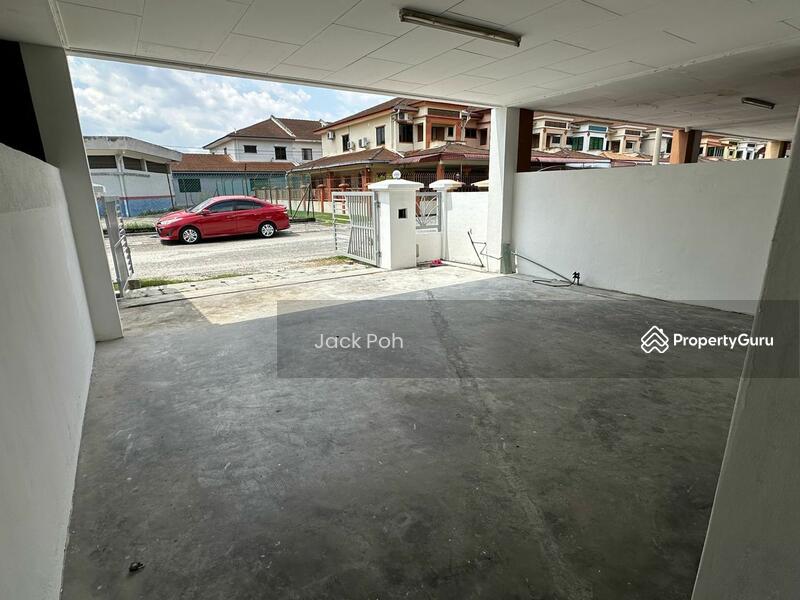 Untuk Dijual - Terrace house at Desa Temiang Jaya