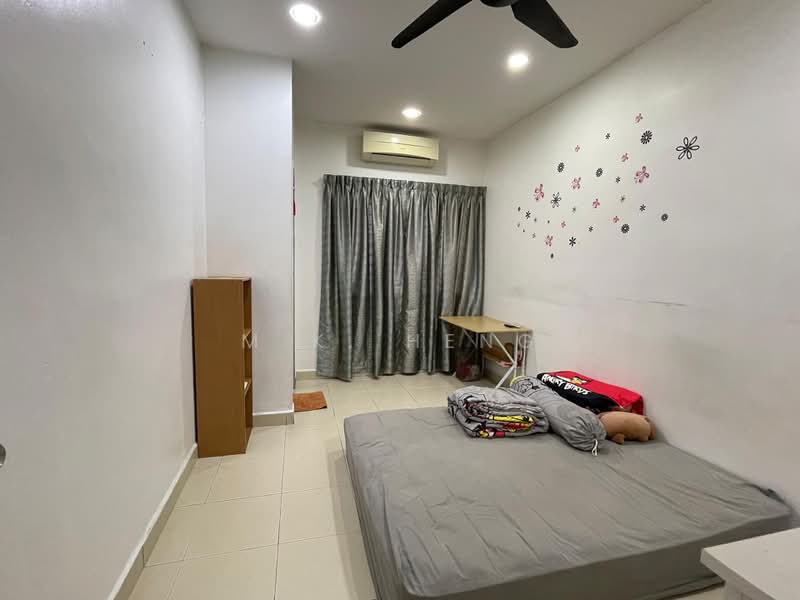 Terraced House for Sale in Bandar Puteri Klang (Klang) - M.K. Heng - Bedroom - PropertyGuru.com.my