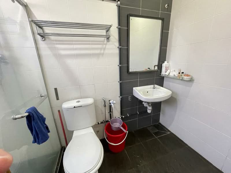 Terraced House for Sale in Bandar Puteri Klang (Klang) - M.K. Heng - Bathroom - PropertyGuru.com.my
