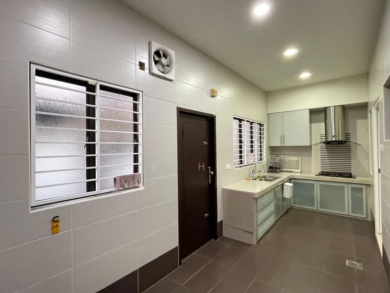 Terraced House for Sale in Bandar Puteri Klang (Klang) - M.K. Heng - Kitchen - PropertyGuru.com.my