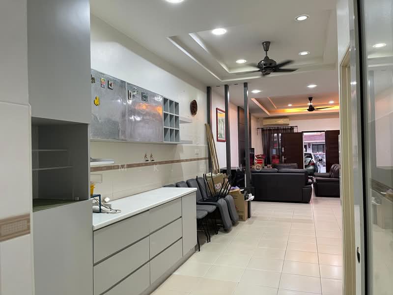 Terraced House for Sale in Bandar Puteri Klang (Klang) - M.K. Heng - Living Room - PropertyGuru.com.my