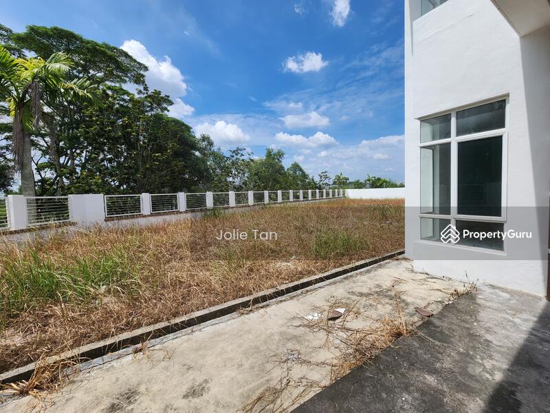 Untuk Dijual - 2 Storey Semi D 60'x112' Corner @Shah Alam U10