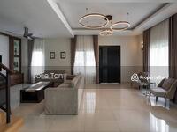 For Sale - 2 Storey Semi D 60'x112' Corner @Shah Alam U10