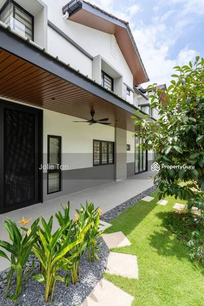 Untuk Dijual - 2 Storey Semi D 60'x112' Corner @Shah Alam U10