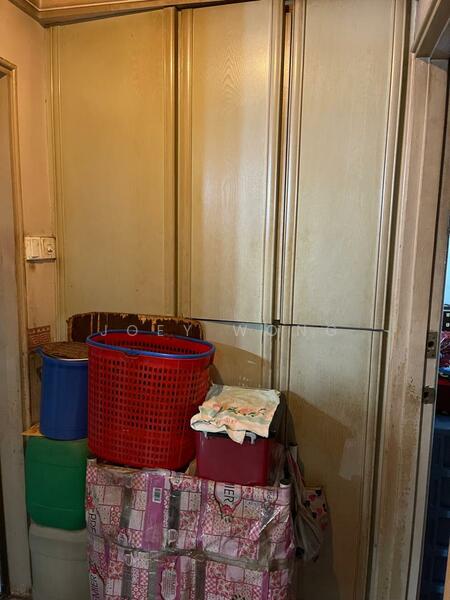 For Sale - De Tropicana