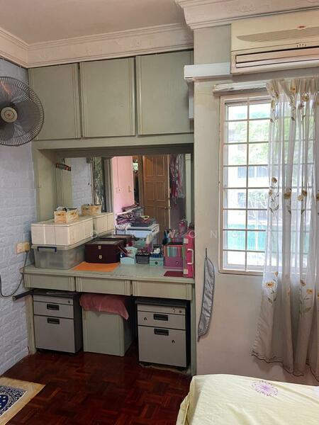 For Sale - De Tropicana