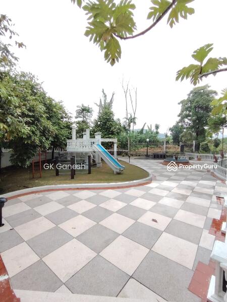 Untuk Dijual - Le Renaissance