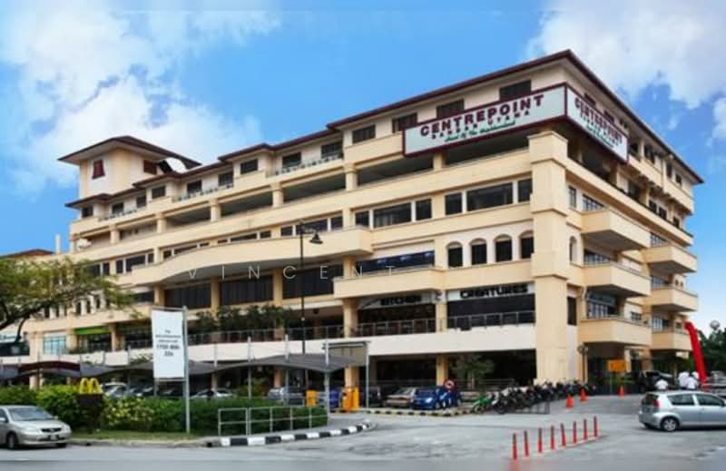 Pejabat untuk Disewa di Bandar Utama 1 (Bandar Utama) - Vincent Sin - Exterior - PropertyGuru.com.my