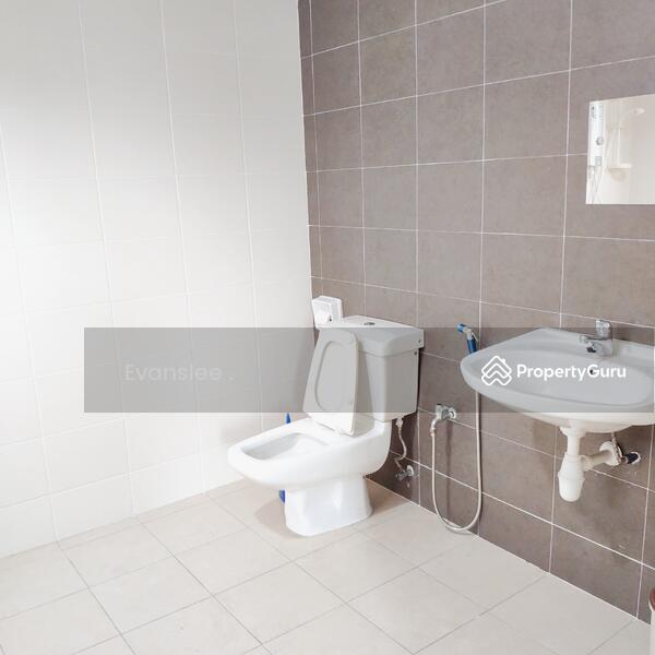 For Sale - Bayan Villa, Seri Kembangan
