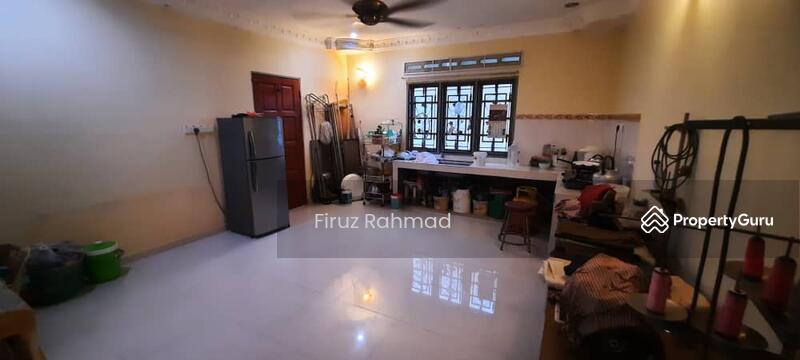 1-storey Terraced House for Sale in Banting (Banting) - Firuz Rahmad - PropertyGuru.com.my