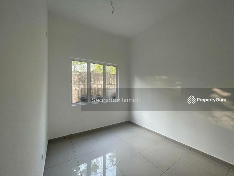 For Sale - Taman Pinggiran Mahkota