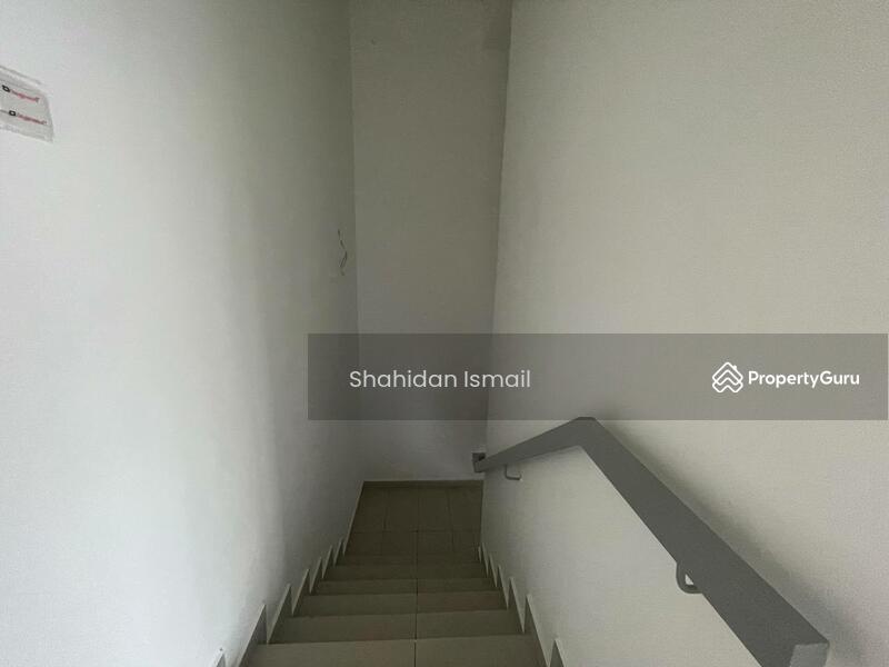 For Sale - Taman Pinggiran Mahkota