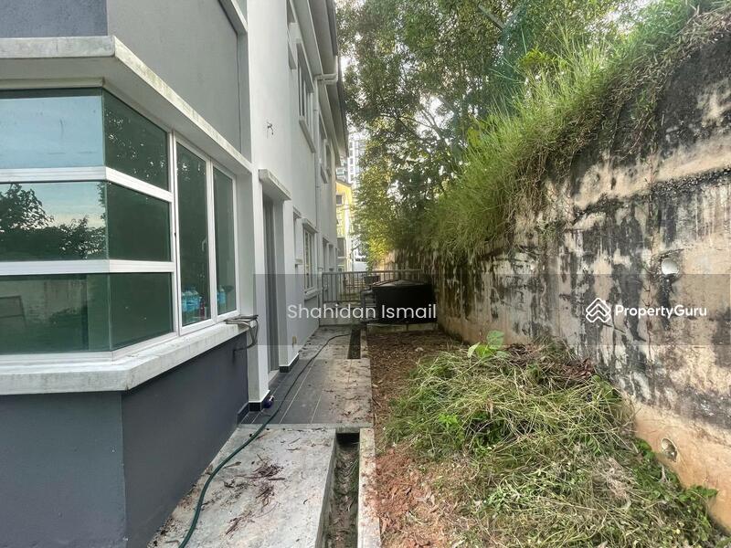 For Sale - Taman Pinggiran Mahkota
