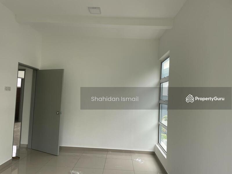 For Sale - Taman Pinggiran Mahkota