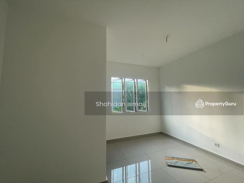 For Sale - Taman Pinggiran Mahkota