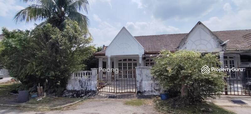 Untuk Disewa - Suasana