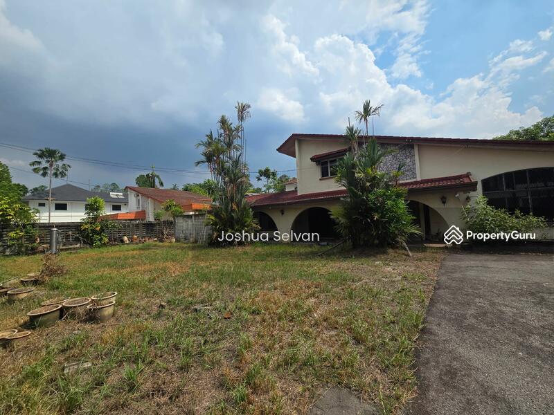 For Sale - Bungalow at Taman Tunku