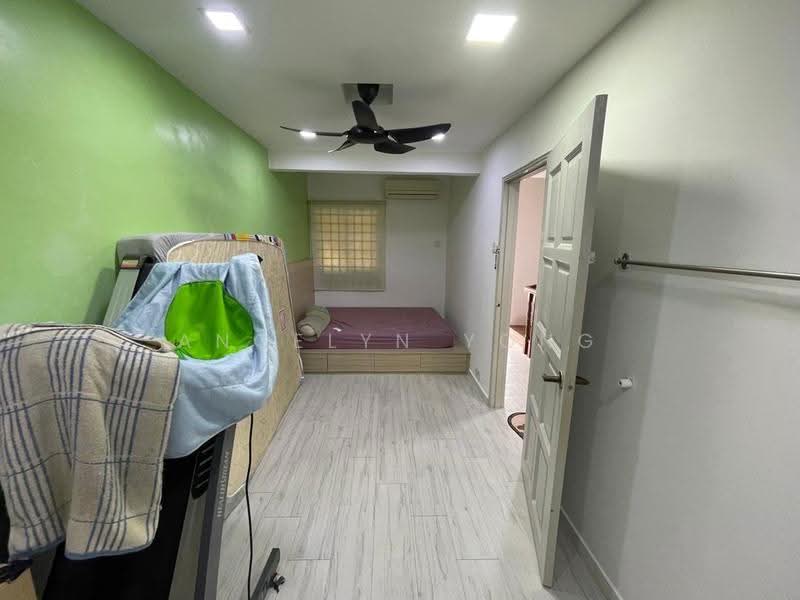Rumah Teres 2-Tingkat untuk Disewa di Taman Seri Kepong (Kepong) - Angelyn Yong - Bedroom - PropertyGuru.com.my