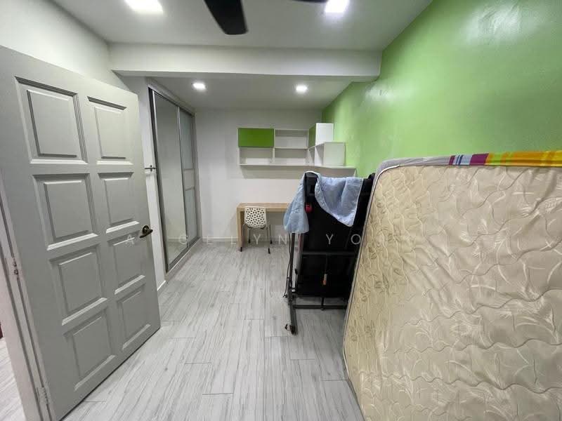 Rumah Teres 2-Tingkat untuk Disewa di Taman Seri Kepong (Kepong) - Angelyn Yong - Bedroom - PropertyGuru.com.my