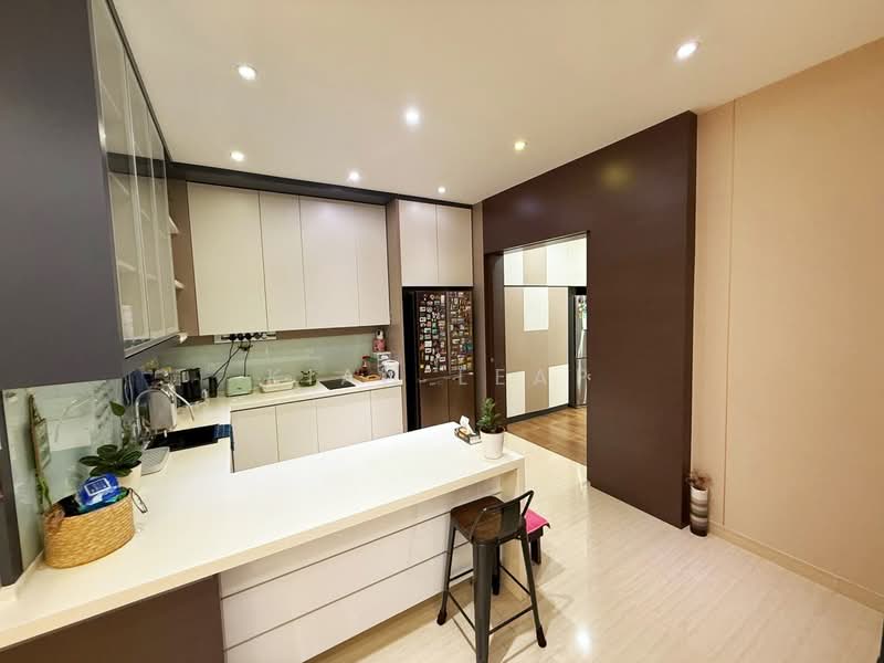 Rumah Berkembar untuk Dijual di Taman Villa Perdana (Kajang) - Kian Leap - Kitchen - PropertyGuru.com.my