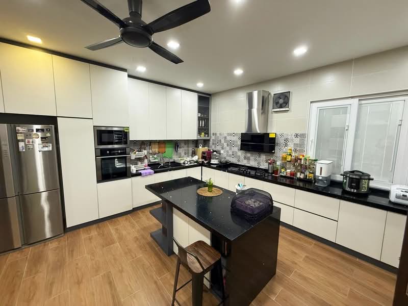 Rumah Berkembar untuk Dijual di Taman Villa Perdana (Kajang) - Kian Leap - Kitchen - PropertyGuru.com.my