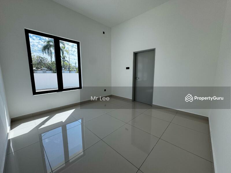 For Sale - Pengkalan Semi D 2 Storey (Brand New) 35x100