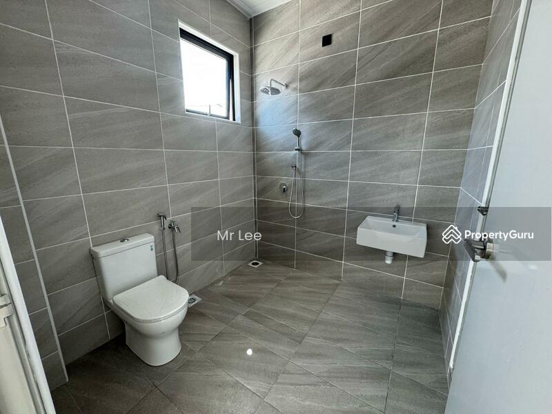 For Sale - Pengkalan Semi D 2 Storey (Brand New) 35x100