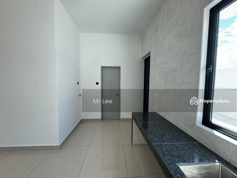 For Sale - Pengkalan Semi D 2 Storey (Brand New) 35x100
