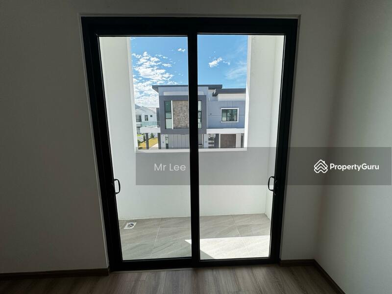 For Sale - Pengkalan Semi D 2 Storey (Brand New) 35x100