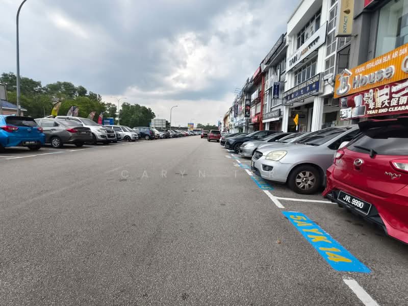 Taman Nusa Bestari ( Facing Main Road ) 3-Storey Shop untuk Untuk Dijual - RM 2,700,000, Mac 2026 - PropertyGuru.com.my