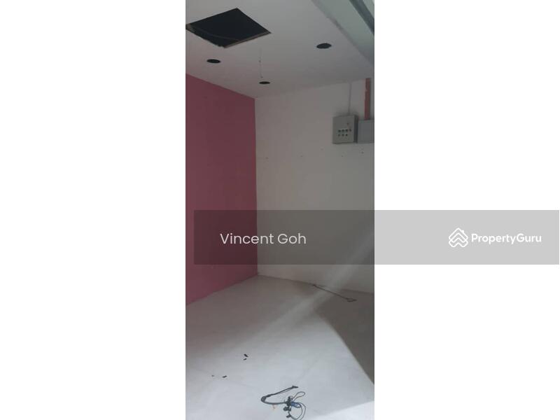 For Sale - Shamelin Shopping Mall