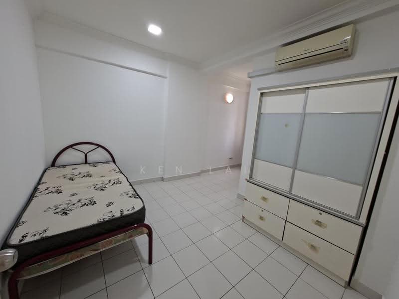 Kondominium untuk Disewa di Fortune Avenue - Ken Lai - Bedroom - PropertyGuru.com.my