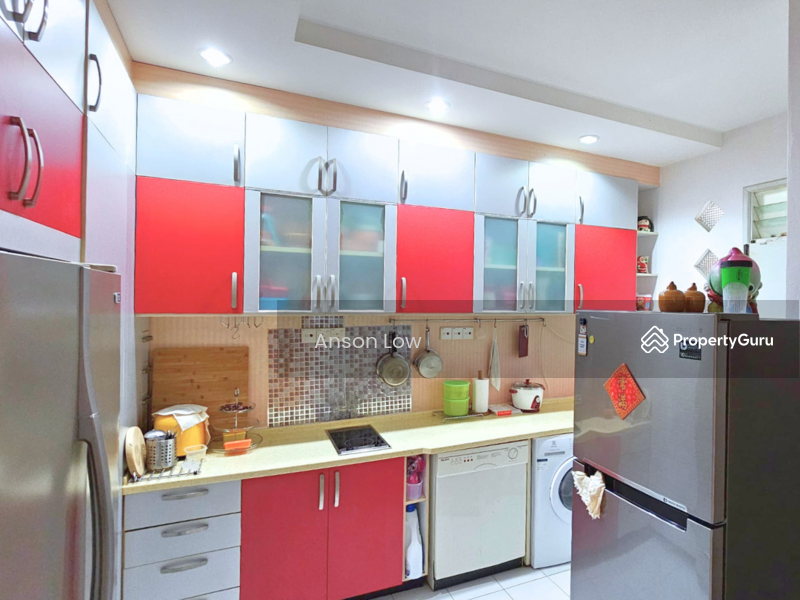 Untuk Dijual - 3 Storey Terrace 3,200sf Tastefully Renovation Unit Sungai Kelian