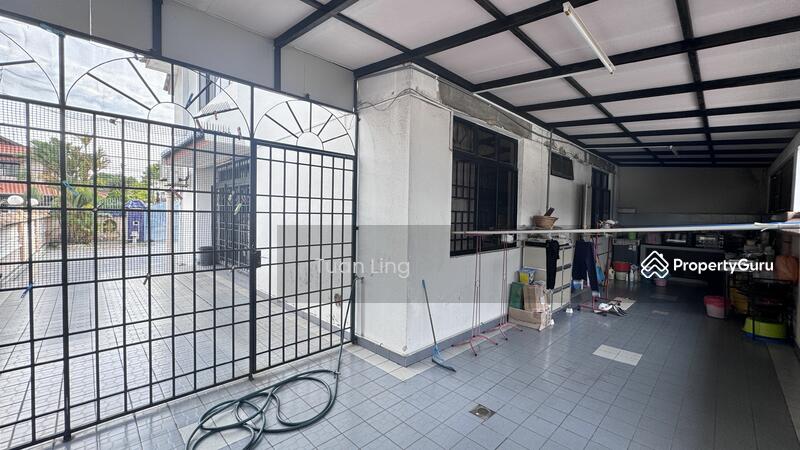 Semi-Detached House for Sale in Taman Johor Jaya (Johor Bahru) - Tuan Ling - PropertyGuru.com.my