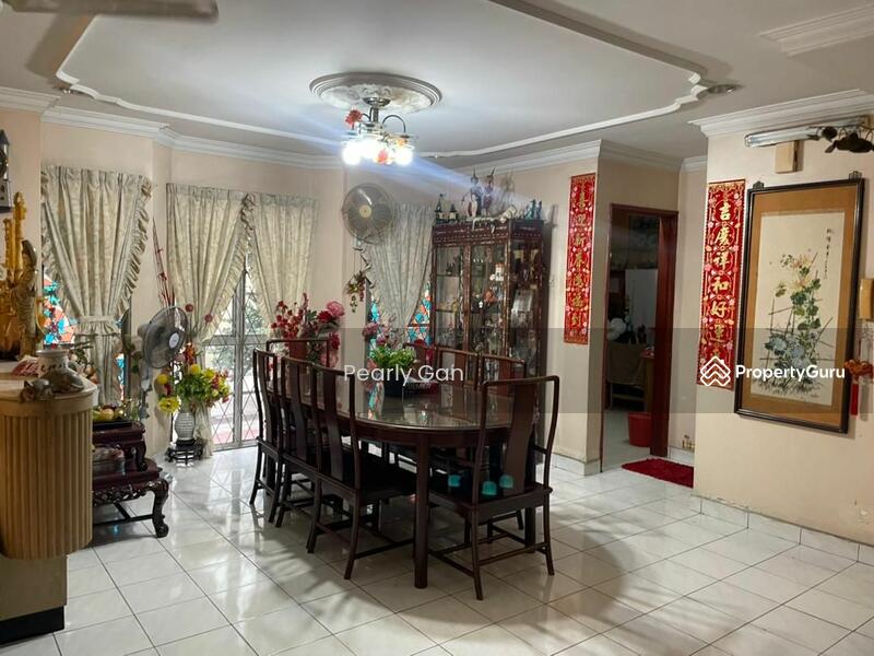 For Sale - Semi-D house at Usj 5