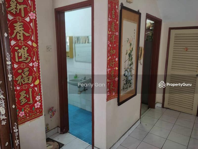 For Sale - Semi-D house at Usj 5
