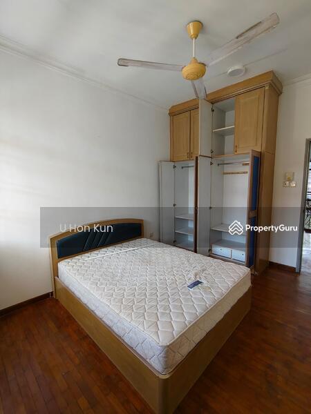 Rumah Teres 2.5 Tingkat untuk Disewa di Taman Perling (Perling) - U Hon Kun - PropertyGuru.com.my