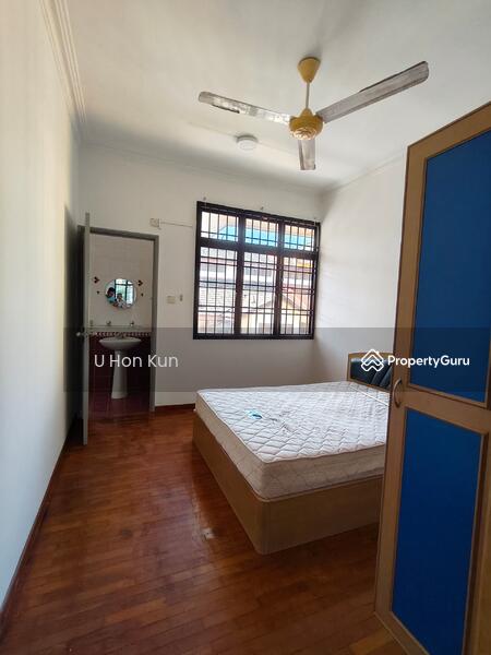 Rumah Teres 2.5 Tingkat untuk Disewa di Taman Perling (Perling) - U Hon Kun - PropertyGuru.com.my