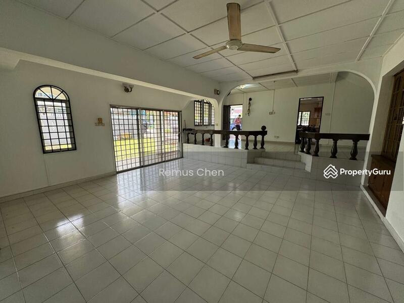For Sale - Bungalow at Taman Universiti Ss3