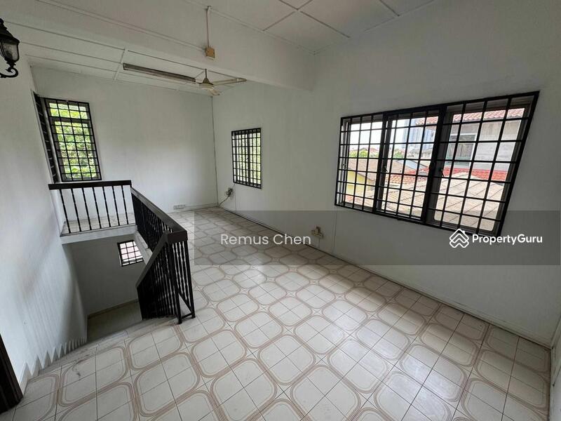 For Sale - Bungalow at Taman Universiti Ss3