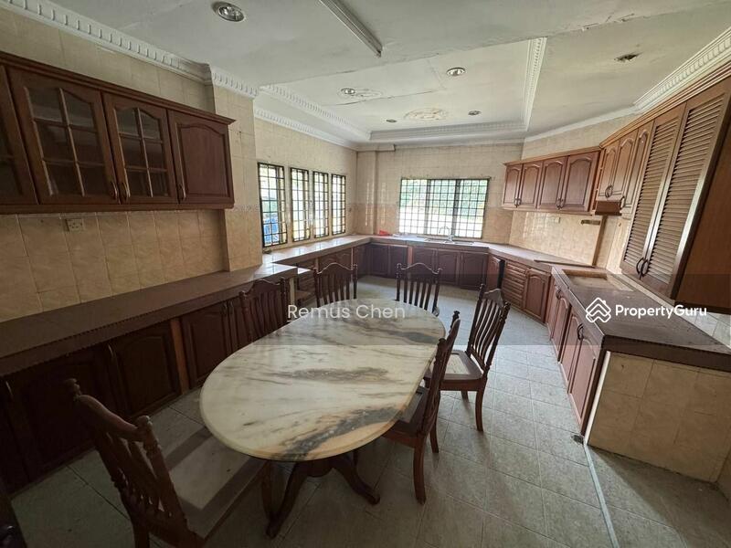 For Sale - Bungalow at Taman Universiti Ss3