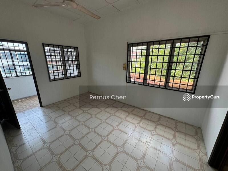 For Sale - Bungalow at Taman Universiti Ss3