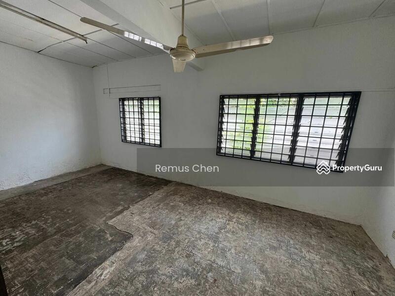 For Sale - Bungalow at Taman Universiti Ss3