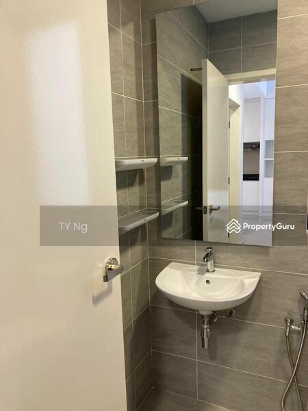 For Sale - Utropolis Urbano