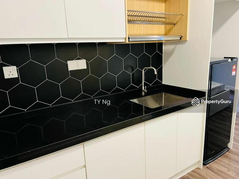 For Sale - Utropolis Urbano