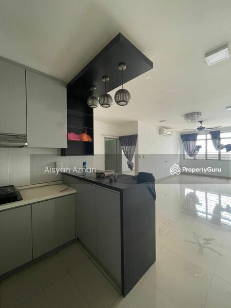 For Sale - 228 Kondominium